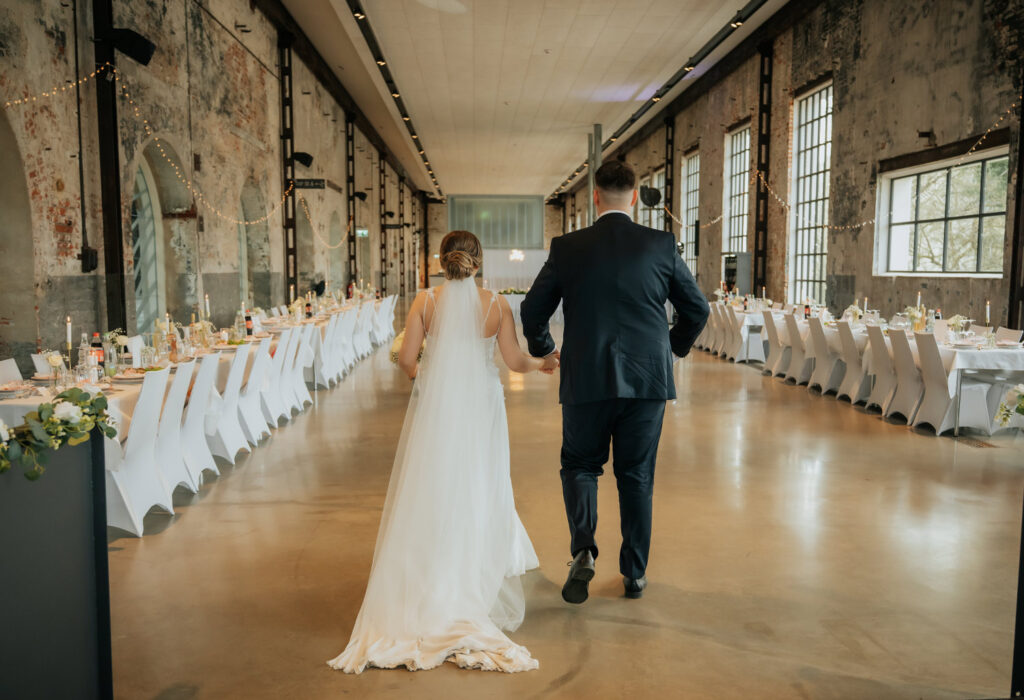 westfluegel-hochzeit-brautpaar
